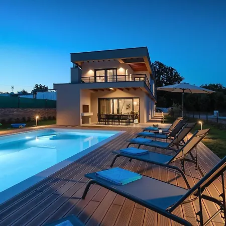 Istria Artsi 4*