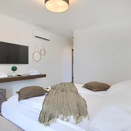 Istria Artsi 4*