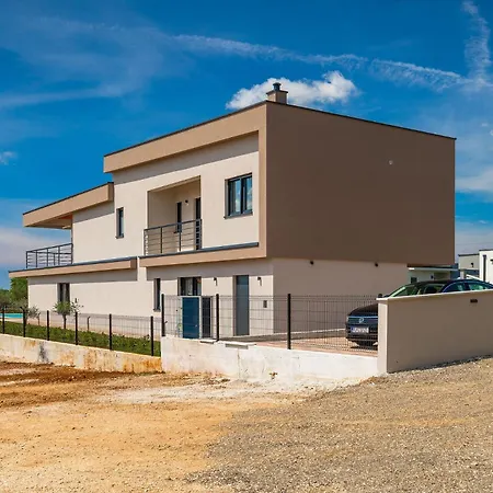 Istria Artsi 4* Stokovci