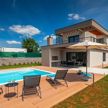 Hotel Istria Artsi 4*
